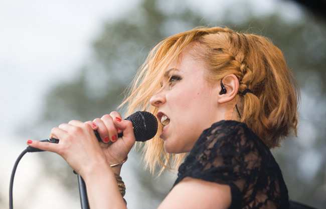 Tukka silmissä 10
Avainsanat: PMMP Paula Vesala Pioneerifestivaali Koria Kouvola