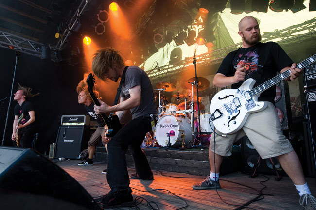 Lava äksöniä 2011
Avainsanat: Profane Omen Dark River festival Kotka Honkala