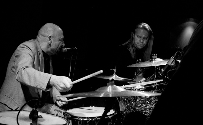Remu & Nipa Niilola
Avainsanat: Remu Hurriganes Nipa Niilola Henry Olavi Aaltonen rock'n'roll roadrunner get on Remu & Nipa Niilola
Avainsanat: Remu Hurriganes Nipa Niilola Henry Olavi Aaltonen rock'n'roll roadrunner get on