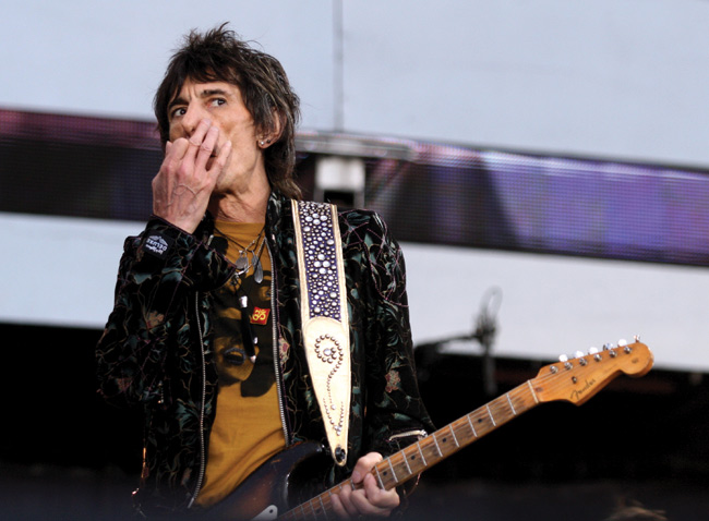 Mitä vedetään seuraavaksi?
Ron Wood
Avainsanat: Rolling Stones olympiastadion Helsinki rock-legenda bigger bang tour it's only rock'n'roll mitä vedetään seuraavaksi ihmetellä hämmentynyt