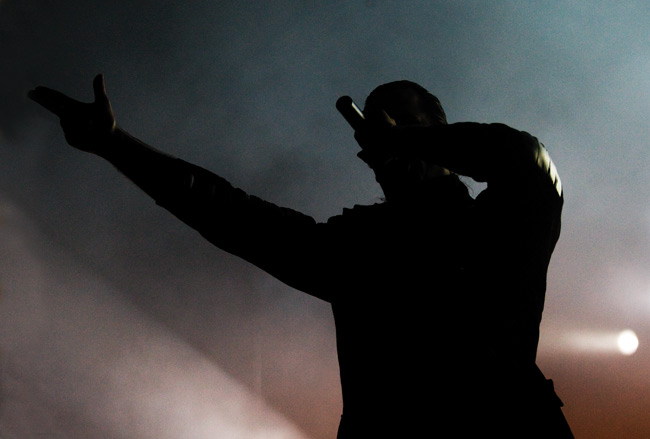 Silhuetti
Ruoskaa 2008
Avainsanat: Ruoska Koria-Roll industrial metal Patrik Mennander silhuetti