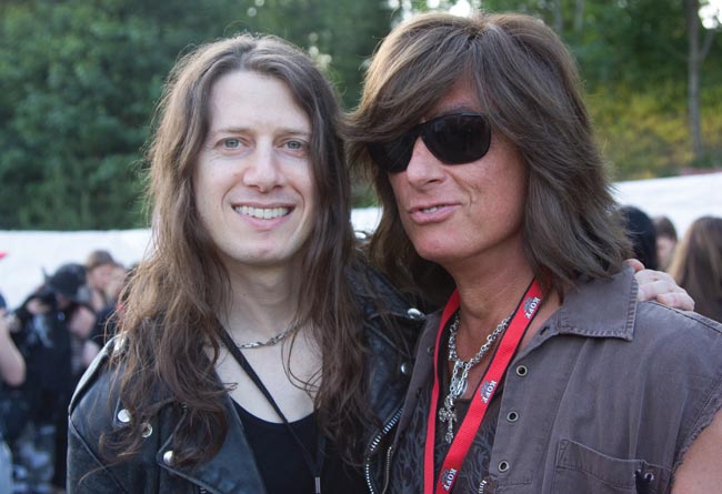 Joe Lynn Turner
Jäi keikka näkemättä, mutta onneksi tapasin kaverin ihan sattumalta.
Avainsanat: Sauna open air metal festivat festari Tampere Joe Lynn Turner Rainbow Deep Purple