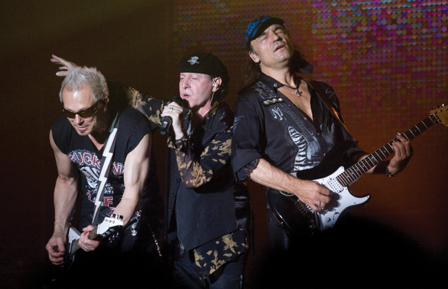 Schenker-Meine-Jabs
Kotkan Meripäivät
Avainsanat: Scorpions heavy hevi nahkahousut balladit Kotka Meripäivät Klaus Meine Rudols Schenker Matthias Jabs