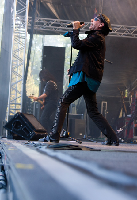 Klaus Meine ja lavan reuna
Avainsanat: Scorpions heavy hevi nahkahousut balladit saksa Sauna open air Tampere Klaus Meine hattu nahkalakki lavan reuna