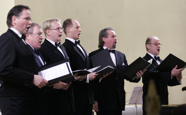 Sextenors
Loppiaiskonsertti Kotkan kirkossa 2006.
Avainsanat: Sextenors tenori kansiot kirkko loppiainen kirkkokonsertti Sextenors
Loppiaiskonsertti Kotkan kirkossa 2006.
Avainsanat: Sextenors tenori kansiot kirkko loppiainen kirkkokonsertti