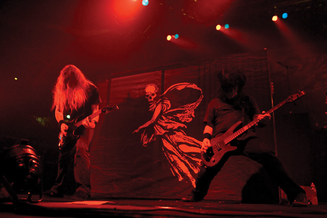 On Black Crusade
With Arch Enemy, Dragon Force, Trivium and Machine Head
Jäähalli, Helsinki, Finland, 2007.
Avainsanat: Shadows Fall Black Crusade Helsinki Jäähalli Matthew Bachand Paul Romanko
