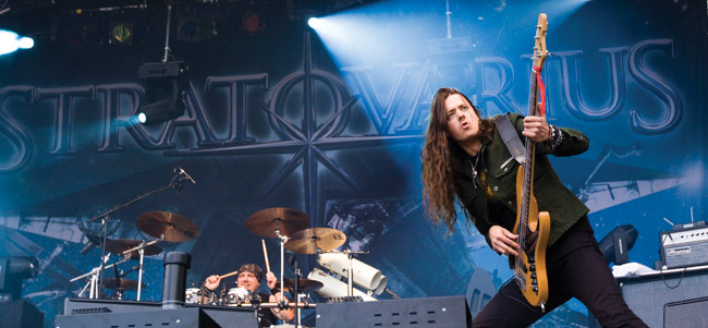 Stratovarius kiertää
Suomi, Eurooppa, Ameriikka
Avainsanat: Stratovarius Sauna open air metal festival Tampere Larri Porra Jörg Michael
