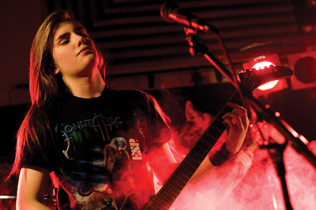 André Linman
Avainsanat: Sturm und Drang heavy suomenruotsalainen metallimusiikkiyhtye Amarillo Kotka Andre Linman André Linman
Avainsanat: Sturm und Drang heavy suomenruotsalainen metallimusiikkiyhtye Amarillo Kotka Andre Linman