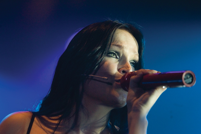 Valossa
Avainsanat: Tarja Turunen ex-Nightwish kaunis seksikäs suloinen valloittava säteilevä Sami Hyypiä Areena Kuusankoski Valossa
Avainsanat: Tarja Turunen ex-Nightwish kaunis seksikäs suloinen valloittava säteilevä Sami Hyypiä Areena Kuusankoski