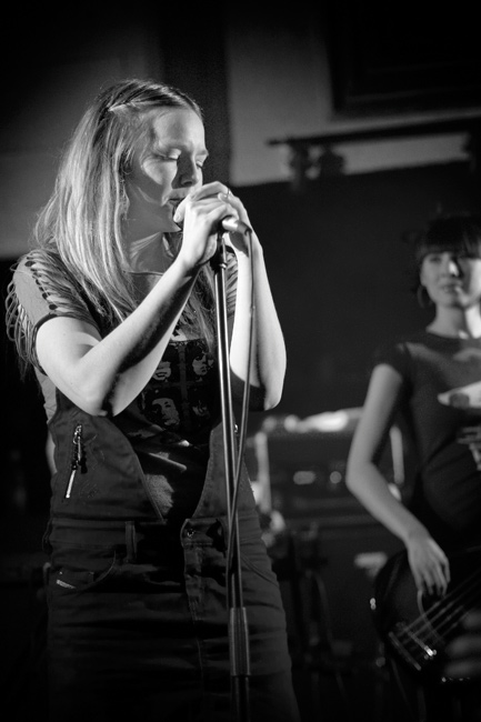 Petra ja Mimmu
Avainsanat: Tiktak jäähyväiskiertue hei me lopetetaan oikeesti Mimmu Petra