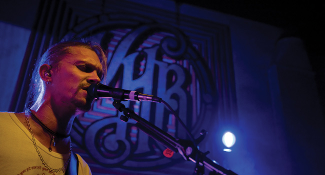 Mikko, plektra ja VHB
Kotka 2008
Avainsanat: von Hertzen Brothers Mikko Amarillo progressiivinen rock vhb Kotka plektra pleku