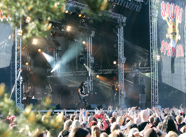 Sauna open air
Lavalla W.A.S.P.
Avainsanat: W.A.S.P. wasp Blackie Lawless Doug Blair Mike Duda kädet sauna open air tampere oksat kesä